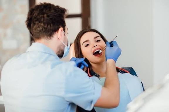 Age and Tooth Discoloration